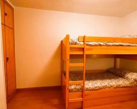 Zona Baja Con Garaje De Acceso Directo