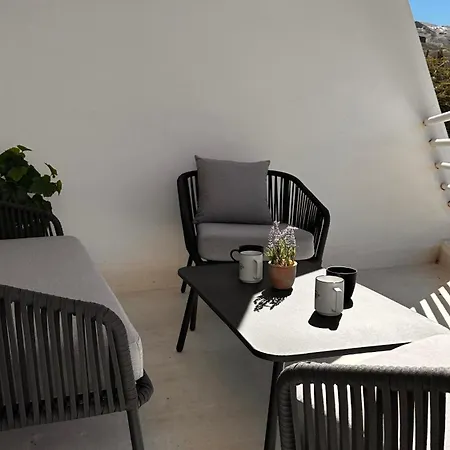 Zona Baja Con Garaje De Acceso Directo Apartamento