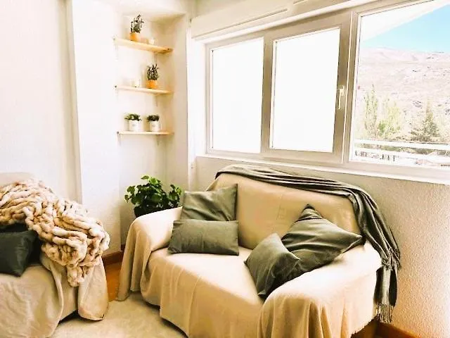 Zona Baja Con Garaje De Acceso Directo *